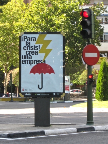 Spanish poster about starting a company in the crisis
